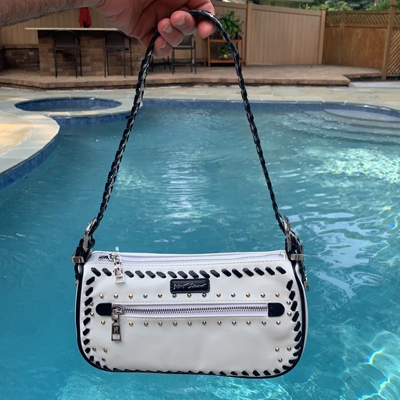 New Betsey Johnson Wild West Shoulder Bag White - Picture 9 of 12